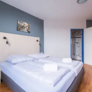 Hotell A&o Hauptbahnhof, BRE